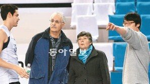 [프로배구]“용병의 그림자, 나는 통역이다”