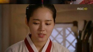 ‘해품달’ 한가인, 연기력 논란… “원래 연우 콘셉트 아닌가?”