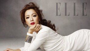 김희선, S라인 몸매 ‘원조 여신의 위엄’