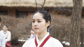 ‘해품달’ 한가인, 김수현 지키는 액받이 무녀되어 입궁