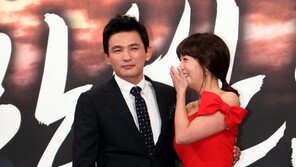 [포토] 김정은, 미소 지을때 아랫배 힘!