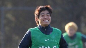 백성동 과제는 몸싸움!