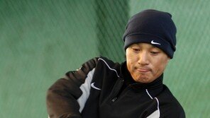 폼생폼사 이승엽…스윙궤적 손 본다