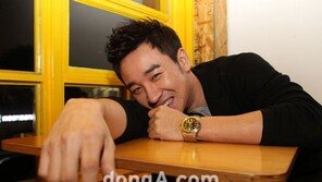 [O2플러스/커버스토리] 엄태웅 “예능 대세? ‘1박 2일’이 처음이자 마지막”