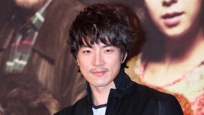 [연예 뉴스 스테이션] 송일국, 올 봄에 세 쌍둥이 아빠 된다