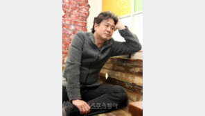 최민식, 연기 외엔 모든 자존심을 버린 까닭은…“스타? 난 그냥 배우!”