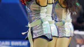 [포토] 레전드 치어리더 “아기 엄마 같나요?”