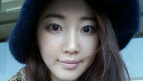 김사랑 근황 공개 “인도입니다”