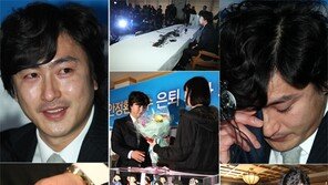 [SD포토] 반지의 제왕 안정환 ‘웃다가 울다가’