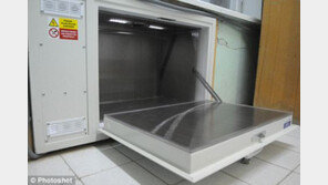 ‘아기 버리는 상자’가 있다면 어떨까… 부작용만 커질까요?