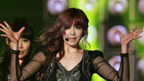 [SD포토]시크릿 전효성, “날 따라해봐요”