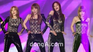 [SD포토]레인보우, 요염한 몸짓