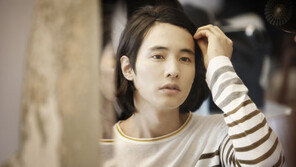 원빈, 단발머리가 원빈효과 ‘출구가 없네’