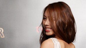 [SD포토] 에이트 주희, 보디라인 드러난 실크드레스