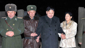 김정은, 계속되는 ‘친밀 통치’