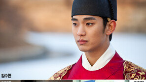 김수현·정일우·정진운…안방 꿰찬 ‘꽃미남 군단’
