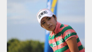 다 바꾼 이보미, 7버디쇼 ‘단독선두’