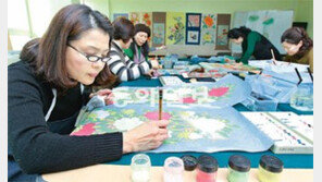 [O2/Life]민화 그리기 취미 전국에 10만여 명… 화사한 색감-통쾌한 풍자, 그 치명적 매력에 빠졌어요