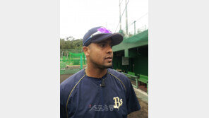 [김도헌 기자의 미야코지마 통신] 용병 발디리스 “적극적인 대호, 나이스 가이”