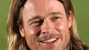 브래드피트 대마초흡연 고백 “날 알아봐서”