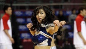 [포토] 치어리더, 섹시 블링블링 여전사 변신 ‘눈빛 강렬’