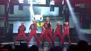 ‘대형신인’ 비에이피(B.A.P), 레드 전사 ‘워리어’ 강렬한 파격 군무 눈길