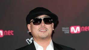 [SD포토] 길 “예능할땐 선글라스를 벗고 노래할땐 낀다”