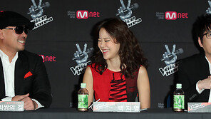 [SD포토] 길 “난 백지영이 좋더라” 하얀 이 ‘방끗’