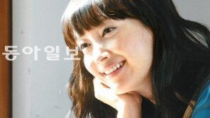 이나영 “오토바이 냅다 배워, 촬영중 교통사고… 세게 날았어요”