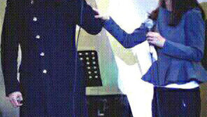 택연-백지영, 결혼식장서 재회 ‘내귀에 캔디’ 열창