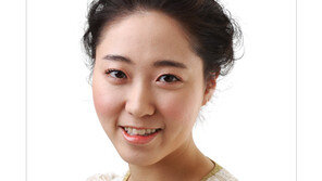 [우먼 동아일보 뷰티 TV] 봄의 순수함이 묻어나는~ ‘살구빛 메이크업’ 상세 노하우