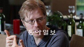 “이 아릿한 1인극, 사랑하는 사람을 먼저 떠나보낸 이에게…”