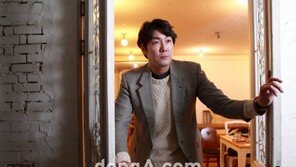 [O2플러스/커버스토리]조진웅 “한석규와 커플상 후보, 미치는 줄 알았다”