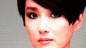 오연수 애엄마 맞아?…‘숏커트에 시크한 눈빛’