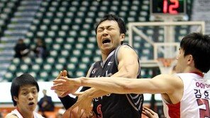 연장 라이벌전…KT가 웃었다