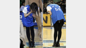 [SD포토]아이유, 의상 굴욕?…‘너덜너덜’ 실밥 포착