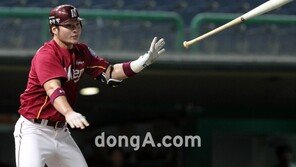 박병호 “몸쪽공을 넘겼다, 하하!”