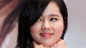 [SD포토]한가인 뿌잉뿌잉 ‘띠동갑 수지보다 깜찍해’