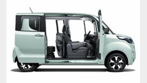 무섭게 큰 경차 ‘레이’