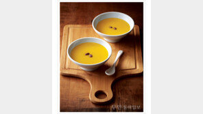 [우먼 동아일보 스페셜 요리] 달콤한 영양식 단호박죽
