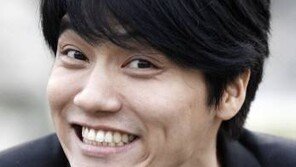 ‘쌍칼’ 조지훈, 12년 열애끝 4월14일 ‘품절남’ 된다