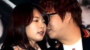 [포토] 현아-신사동호랭이, 입술과 볼 너무 밀착