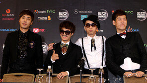 “우리음악은 우리가” 울랄라세션, 기획사 차린다