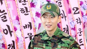 [SD포토] 늠름해진 이준기, 제대하니 설레네