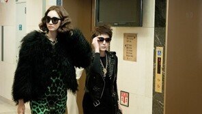 윤진서 굴욕, 고준희 옆에 서니 ‘초딩 모드’