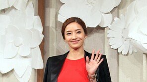 [포토] 한채영, TPO 상실? 레드시크룩 ‘시선집중’