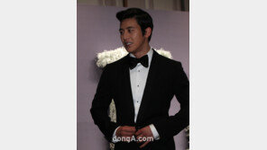 [SD포토] 고수, 결혼식 앞두고 긴장 ‘저 떨고 있나요?’