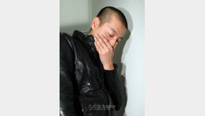 힙합듀오 슈프림팀 이센스 ‘대마흡연’인정…불구속기소