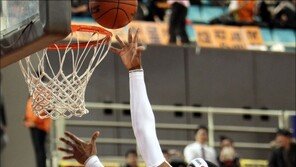 로드 골밑 정복…KT, 30승 고지 정복!