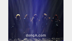 [SD포토] 카라 예술 실루엣 과시, 깔끔 마무리